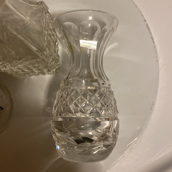 Pfaltzgraff Small Crystal Bud Vase and Two Pressed Gass Glass Decanter and vase - Picture 4 of 5